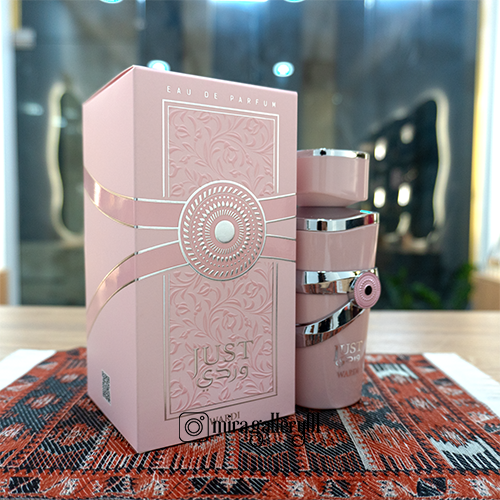  خرید عطر ادکلن یارا صورتی 