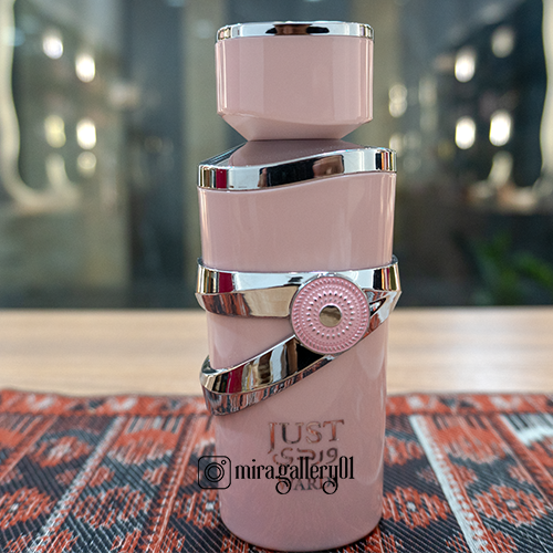  خرید عطر ادکلن یارا صورتی با کیفیت 